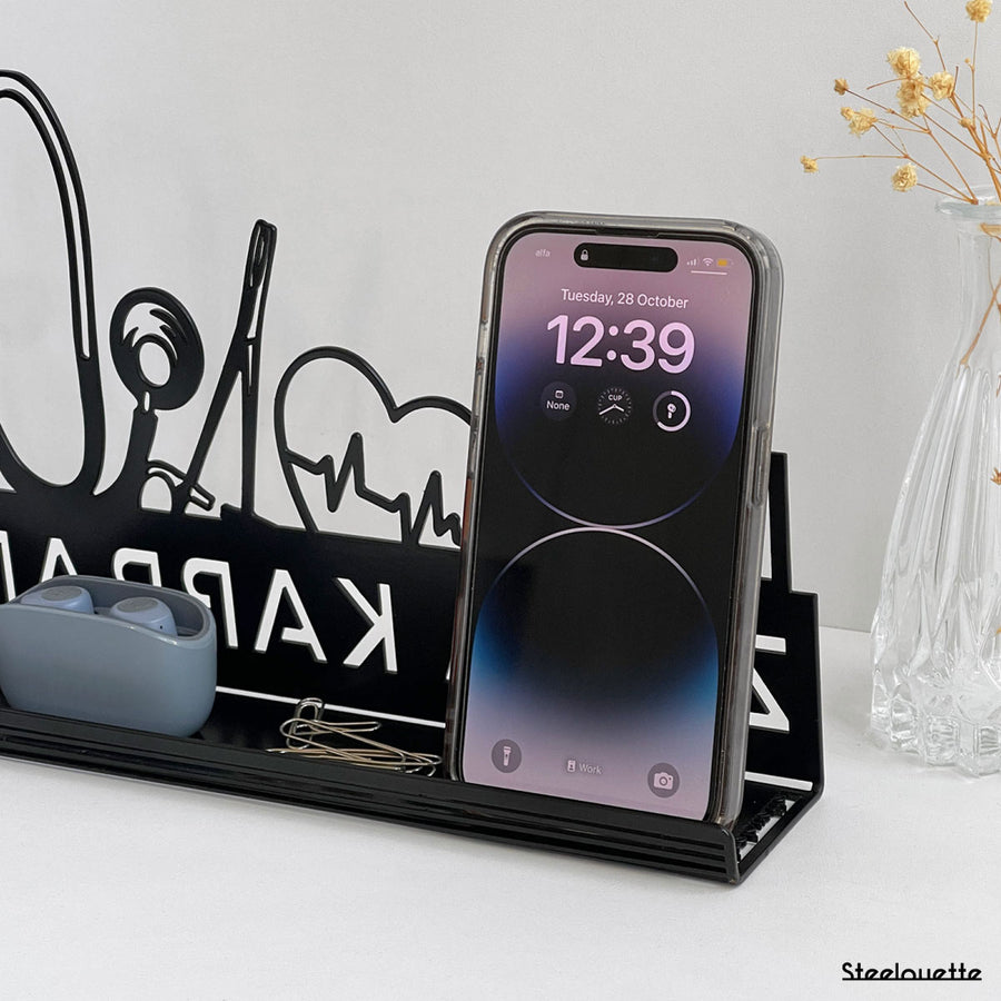 Phone holder to gift a doctor or professor, can be used as an office essential, pen holder, created by Steelouette