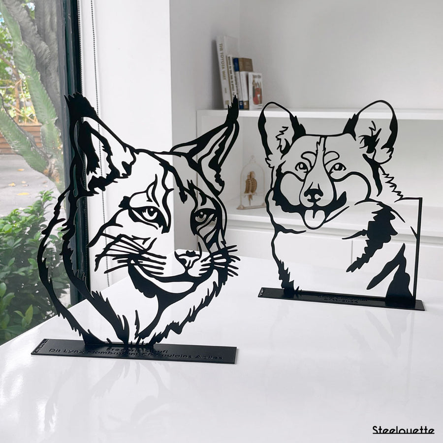 Steelouette customized totem decorative piece for your Scouts chef or cheftaine, wild cat and dog designs
