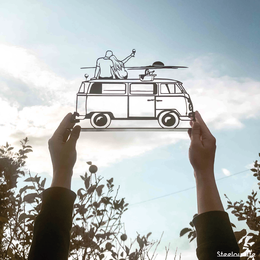 Steel decorative and gift item showcasing a thrilling adventure on a van with a loved one.
